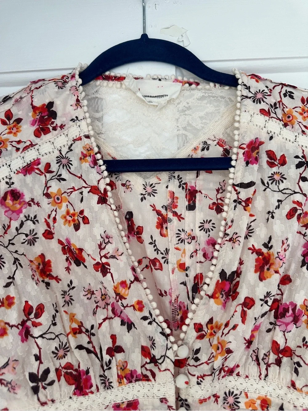 By Anthropologie Puff Sleeve Lace Floral Blouse in Size 2
